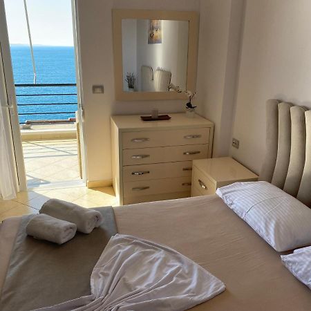 Apartment With Huge Sea View Balcony Sarandë Exteriér fotografie