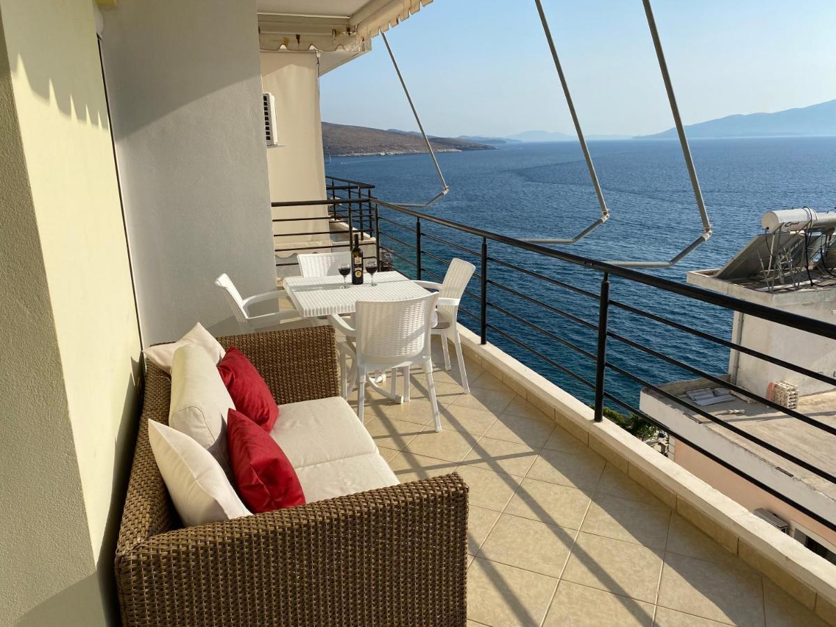 Apartment With Huge Sea View Balcony Sarandë Exteriér fotografie