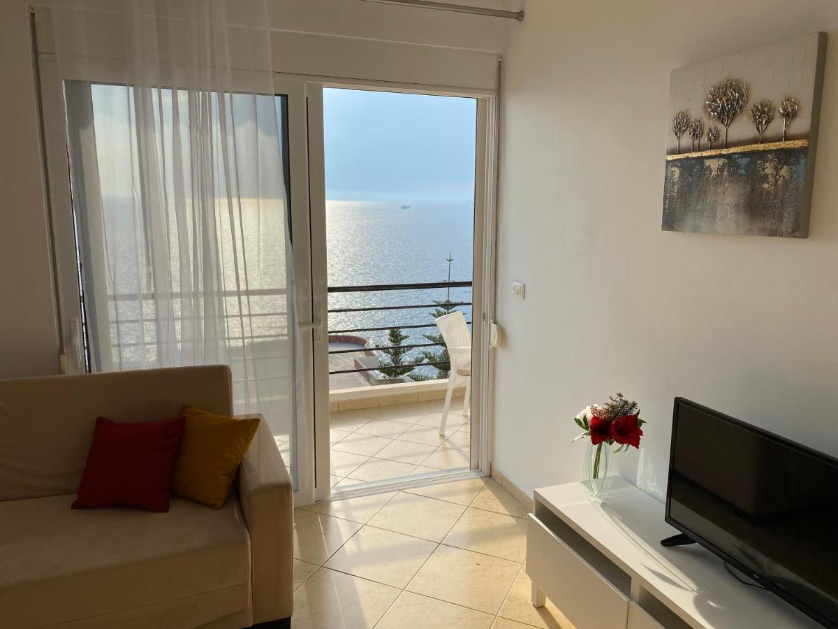 Apartment With Huge Sea View Balcony Sarandë Exteriér fotografie