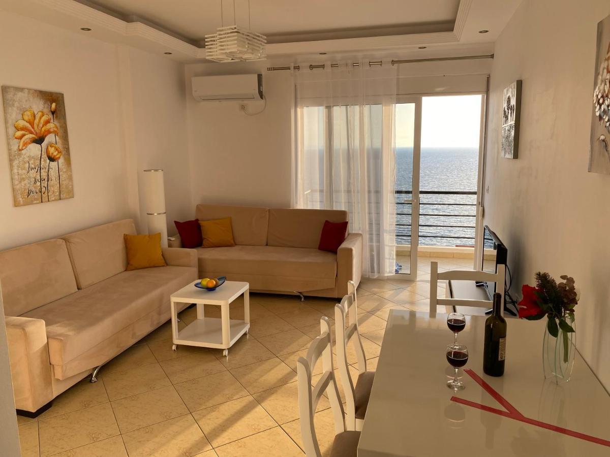 Apartment With Huge Sea View Balcony Sarandë Exteriér fotografie