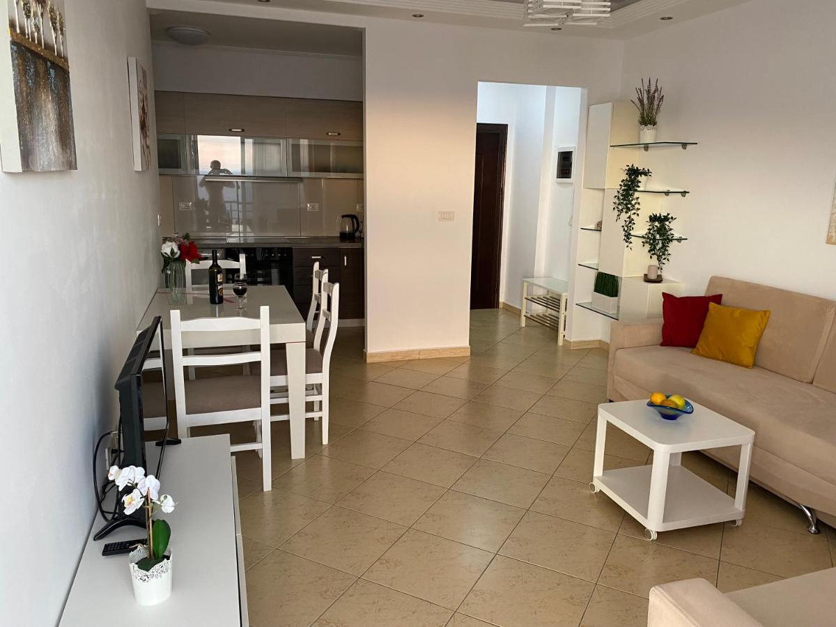 Apartment With Huge Sea View Balcony Sarandë Exteriér fotografie