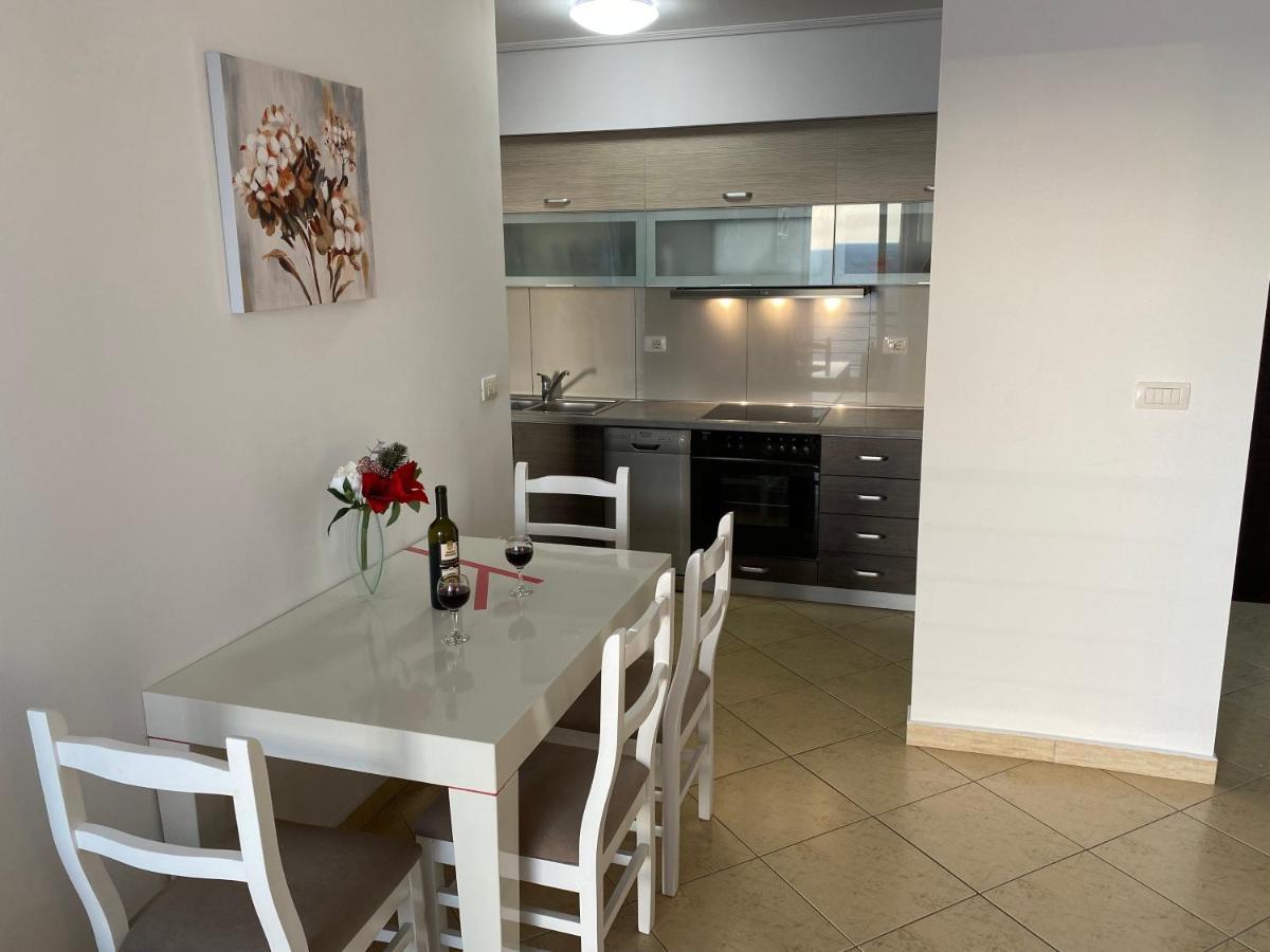 Apartment With Huge Sea View Balcony Sarandë Exteriér fotografie