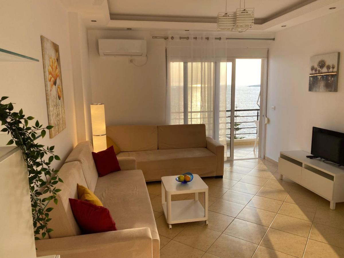 Apartment With Huge Sea View Balcony Sarandë Exteriér fotografie