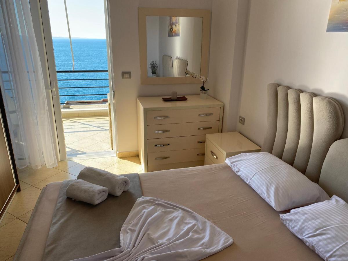 Apartment With Huge Sea View Balcony Sarandë Exteriér fotografie